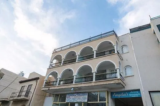 Quattro City Center Apartments Larnaca