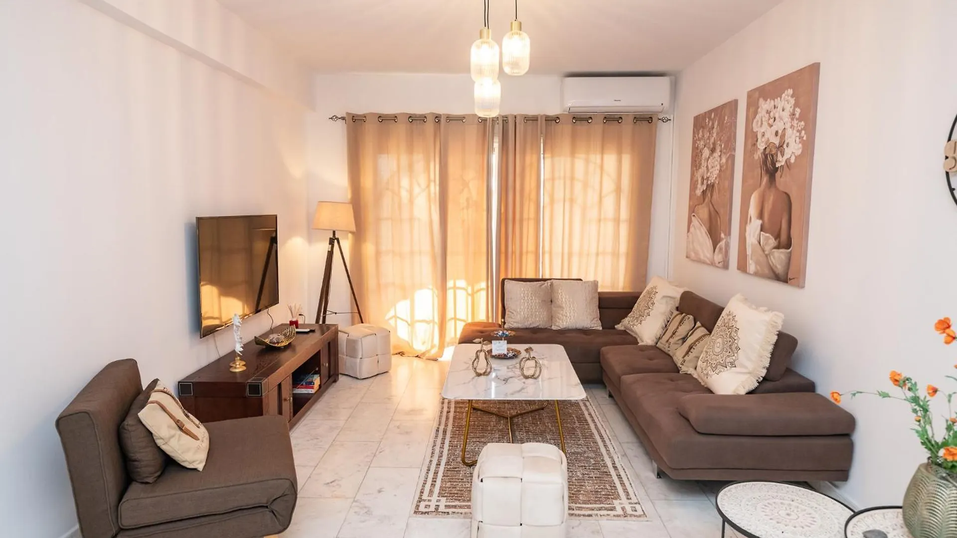 Quattro City Center Apartments Larnaca