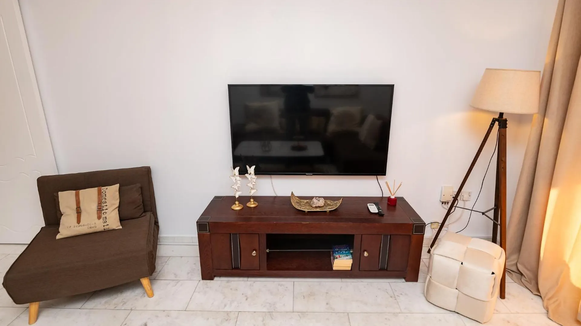 Quattro City Center Apartments Larnaca