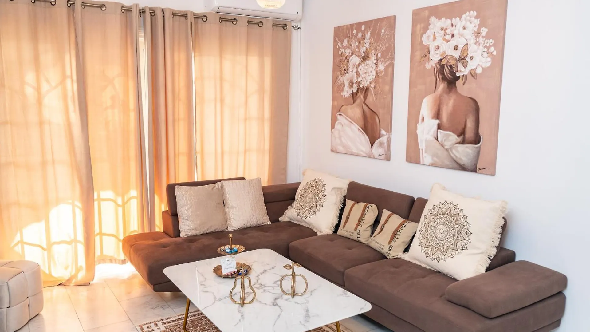 Quattro City Center Apartments Larnaca