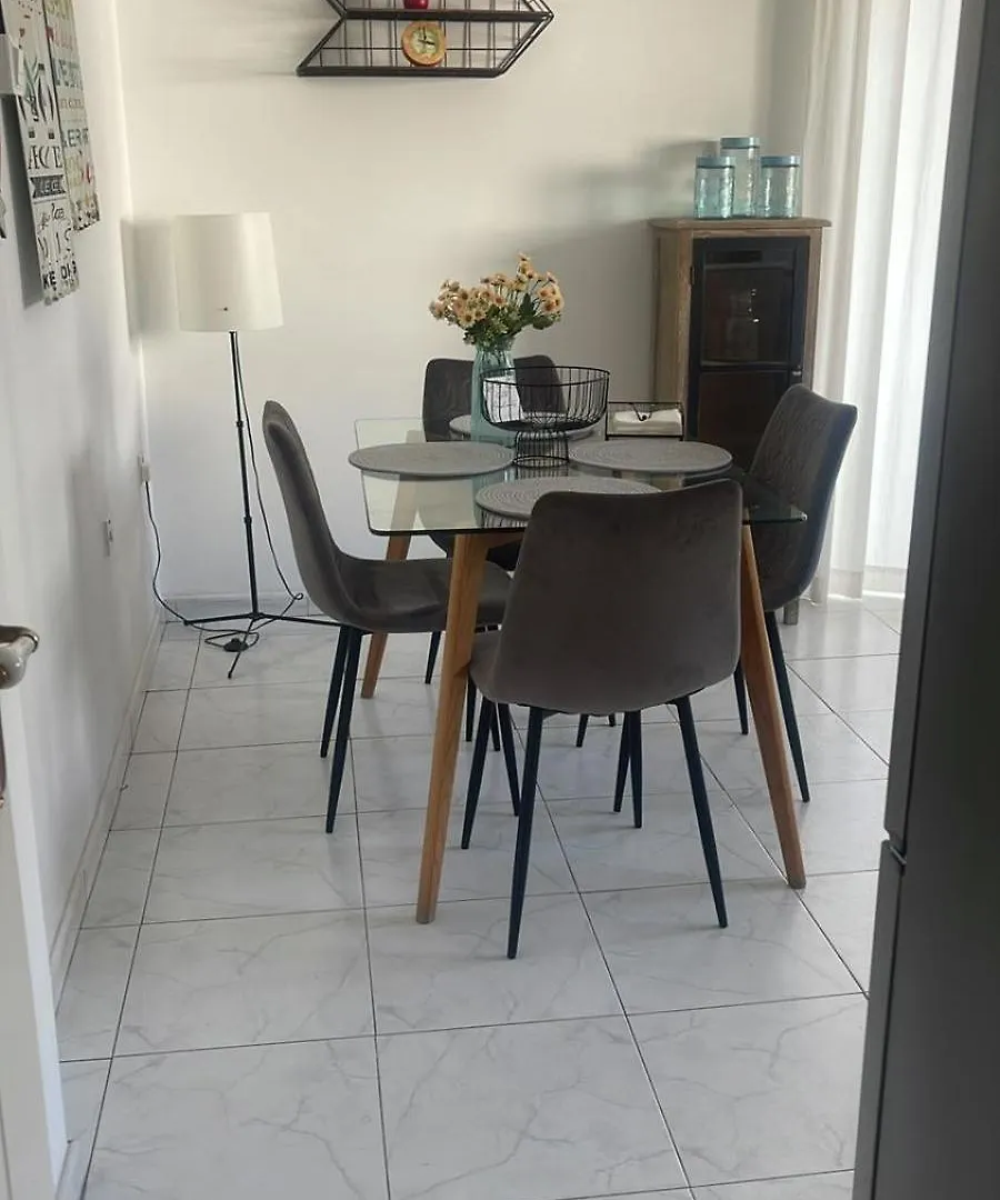 Quattro City Center Apartments Larnaca Cypern