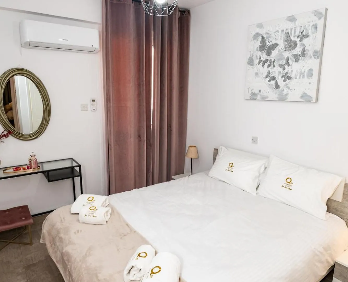 Quattro City Center Apartments Larnaca